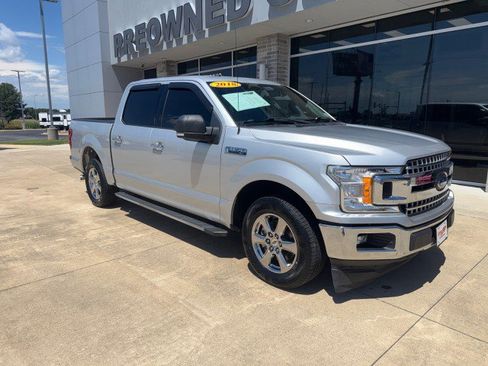 Used 2018 Ford F150 XLT w/ Equipment Group 302A Luxury RWD image 3