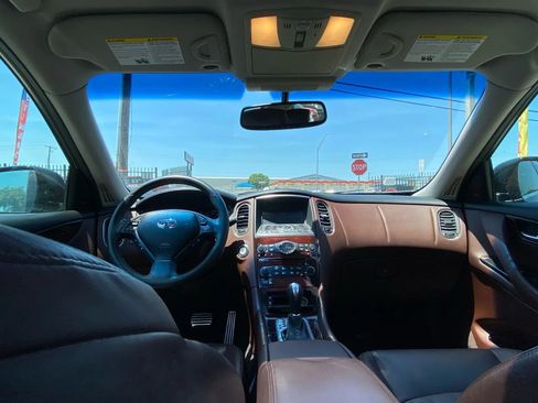 Used 2016 INFINITI QX50 AWD w/ Technology Package image 15