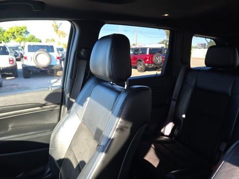 Used 2021 Jeep Grand Cherokee Laredo X image 10