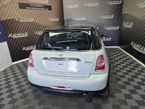 Used 2013 MINI Cooper Hardtop image 12