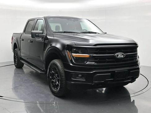 Used 2025 Ford F150 XLT w/ Equipment Group 301A Standard AWD/4WD image 3