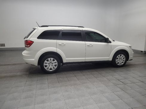 Used 2018 Dodge Journey SE w/ Safe & Sound Group AWD/4WD image 11