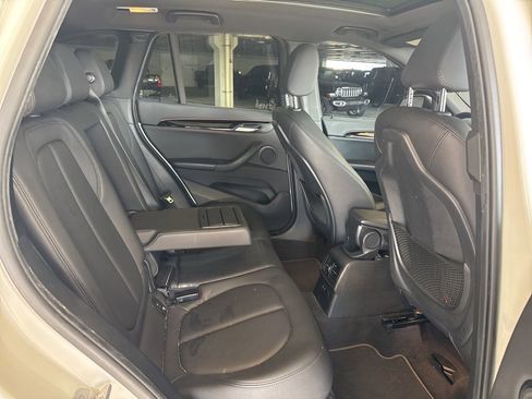 Used 2020 BMW X1 xDrive28i image 14