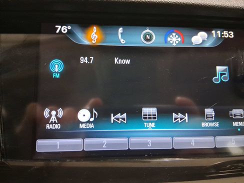 Used 2018 Buick Regal Essence FWD image 23