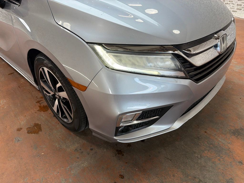 Used 2019 Honda Odyssey Elite image 9