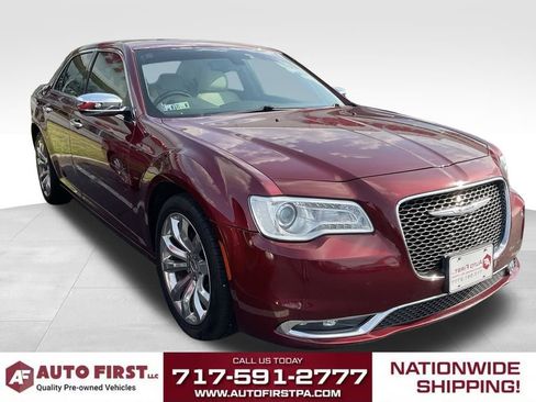 Used 2018 Chrysler 300 Limited RWD image 1