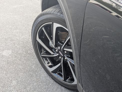 Used 2024 Lincoln Corsair Reserve w/ Equipment Group 201A image 9