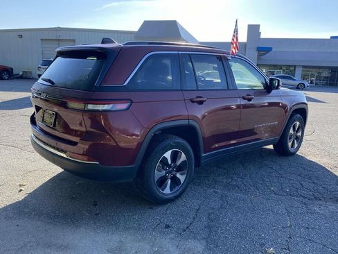 Used 2024 Jeep Grand Cherokee Limited 4xe AWD/4WD image 5