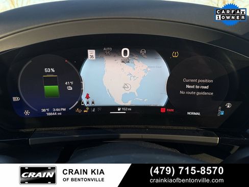 Used 2024 Porsche Macan 4 Electric image 14