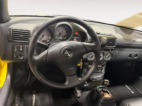 Used 2002 Toyota MR2 RWD image 13