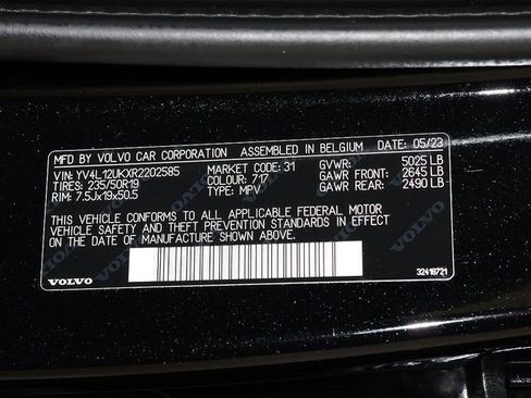 Used 2024 Volvo XC40 B5 Core AWD/4WD image 39