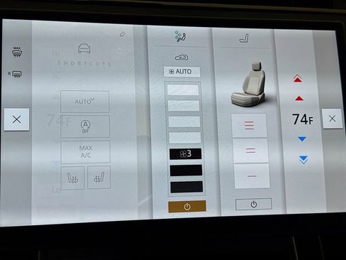 Used 2026 Land Rover Range Rover Evoque S image 16