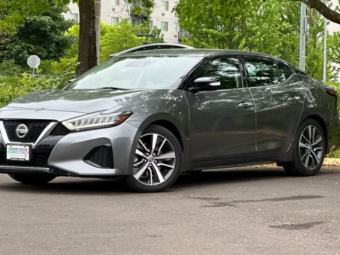 Used 2020 Nissan Maxima 3.5 SV w/ Floor Mat Group FWD image 1