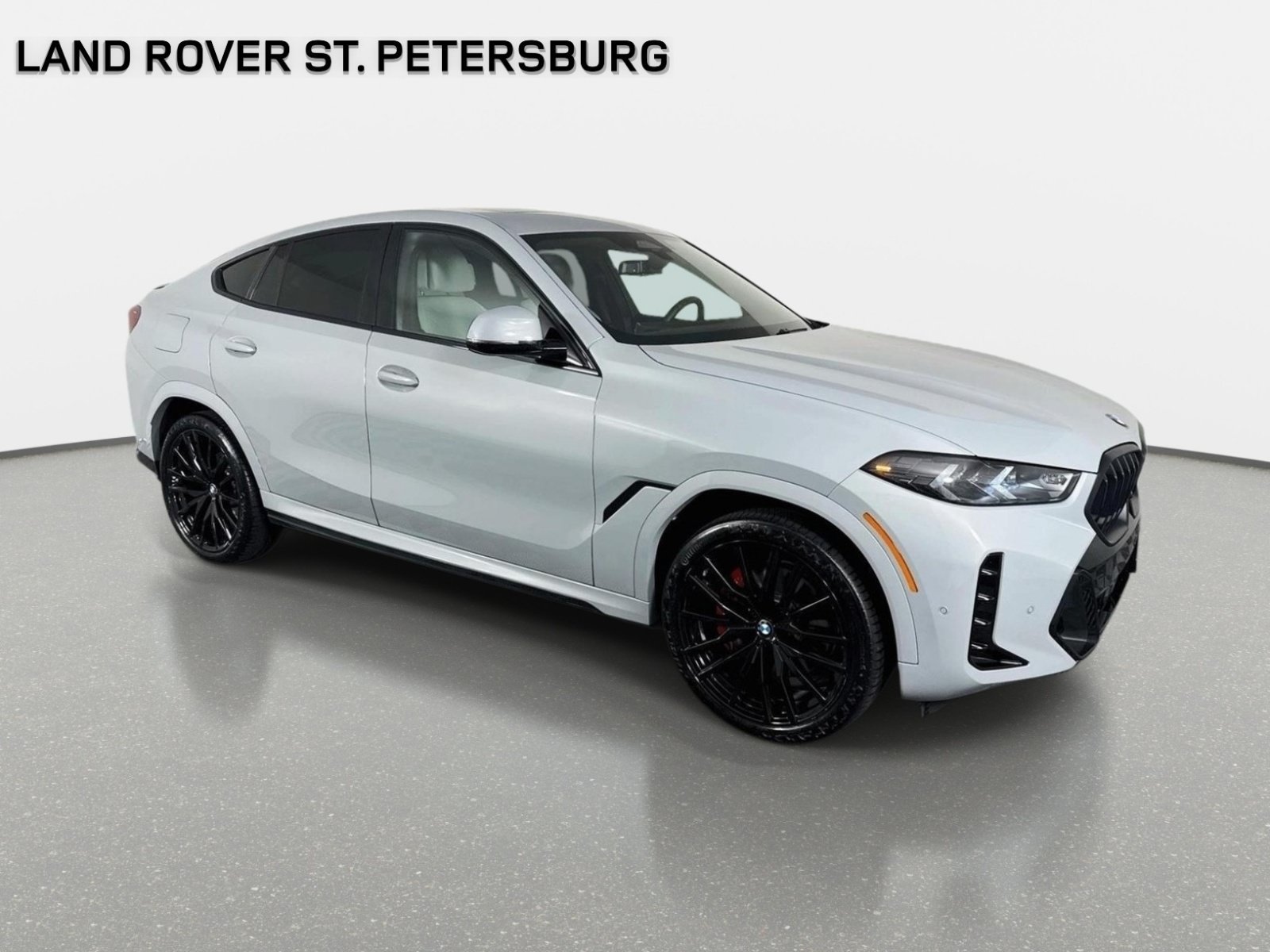 Used 2024 BMW X6 xDrive40i w/ Premium Package AWD/4WD image 3