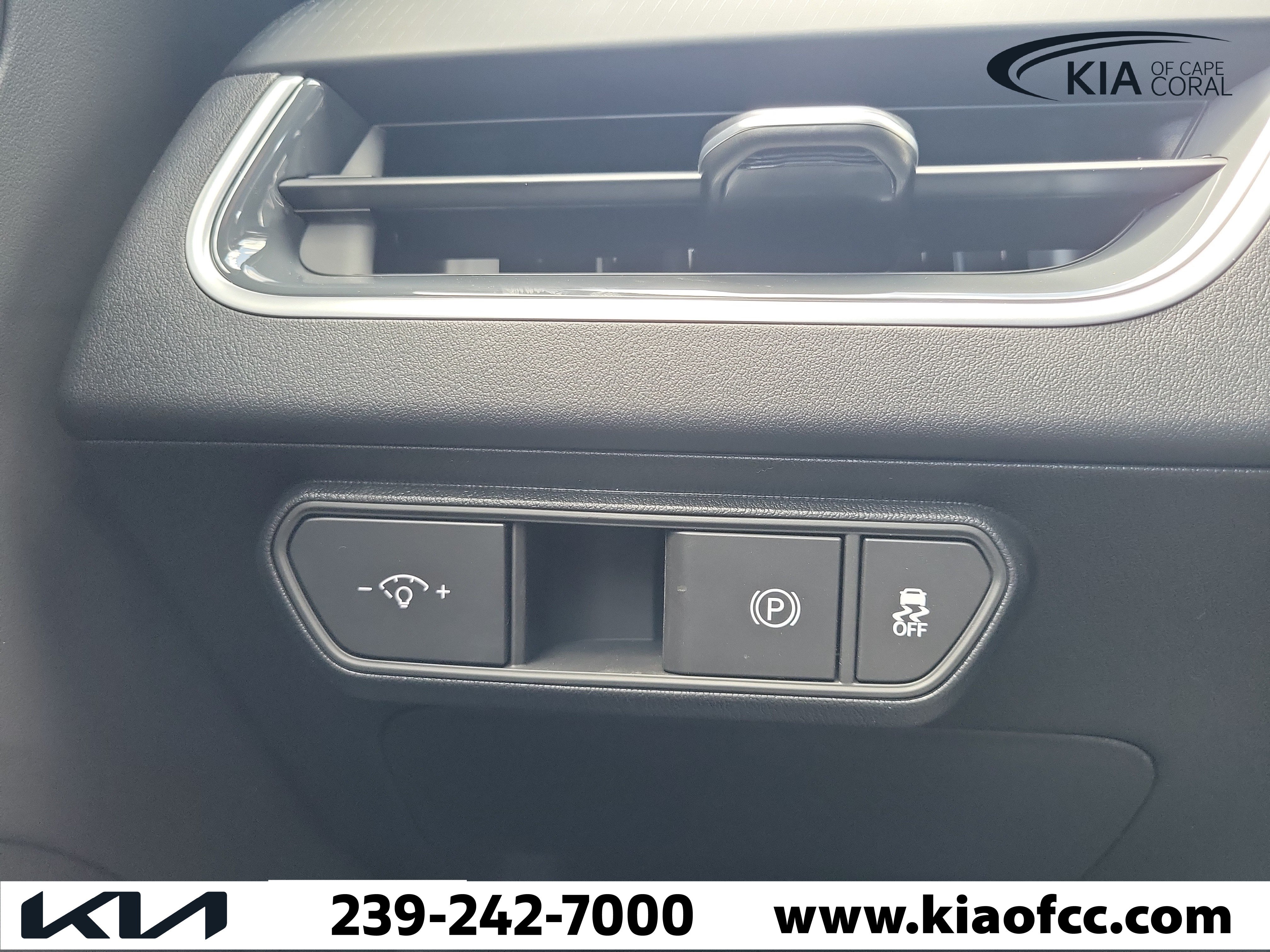 New 2026 Kia K4 EX w/ GT-Line Premium Package FWD image 30