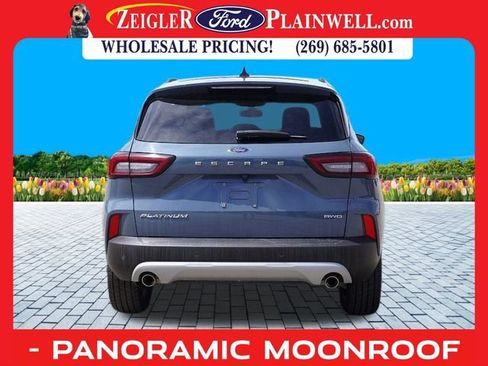 Used 2023 Ford Escape Platinum image 4