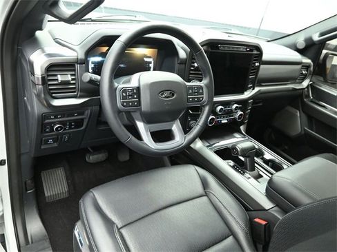 Used 2024 Ford F150 Lariat image 9