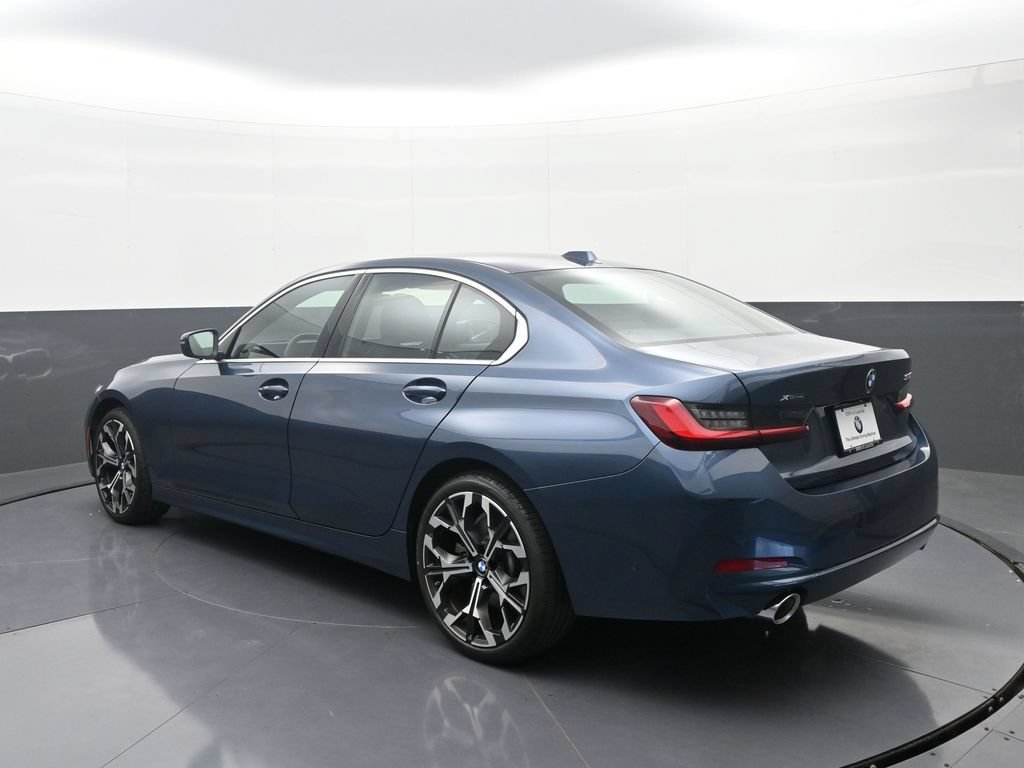 Used 2026 BMW 330i xDrive Sedan AWD/4WD image 5