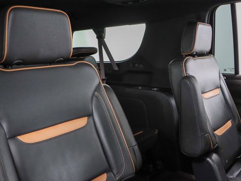 Used 2021 GMC Yukon XL AT4 w/ Rear Media and Nav Package image 33