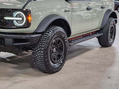 Used 2022 Ford Bronco Wildtrak AWD/4WD image 14