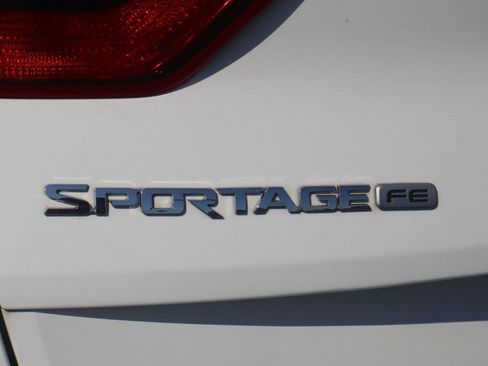 Used 2017 Kia Sportage LX FWD image 25
