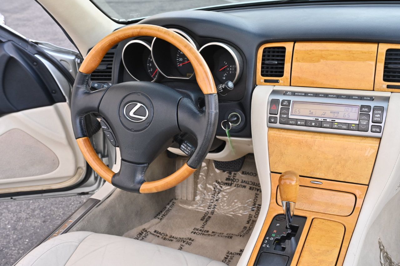 Used 2002 Lexus SC 430 Convertible RWD image 17