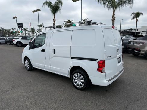 Used 2017 Nissan NV200 SV w/ Technology Package image 4