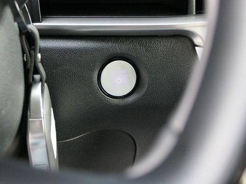 New 2026 Kia Sorento S FWD image 16