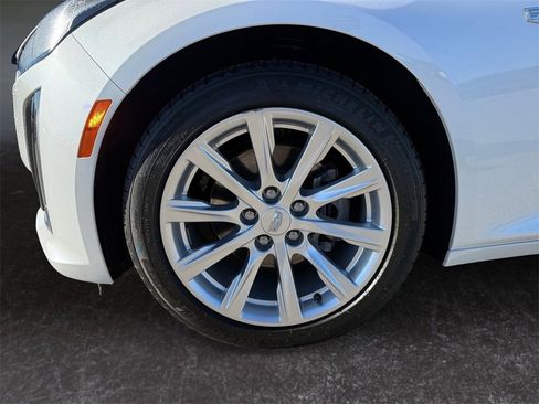 Used 2021 Cadillac CT5 Luxury w/ Sun And Sound Package image 9