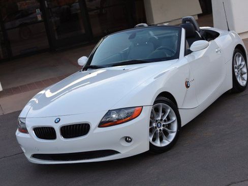 Used 2004 BMW Z4 2.5i RWD image 1
