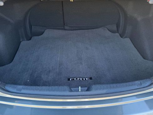 Used 2012 Kia Forte EX image 20