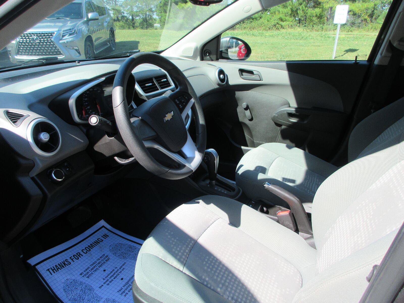 Used 2017 Chevrolet Sonic LS FWD image 10