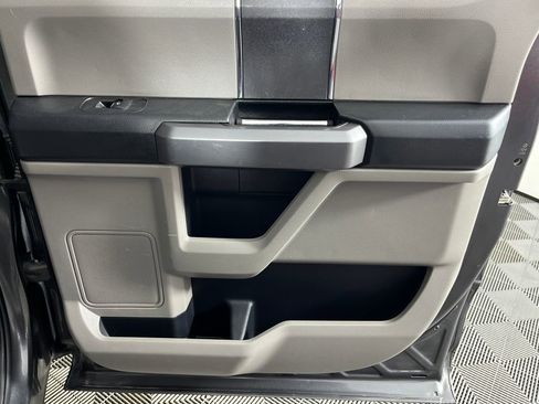 Used 2020 Ford F150 XLT image 14