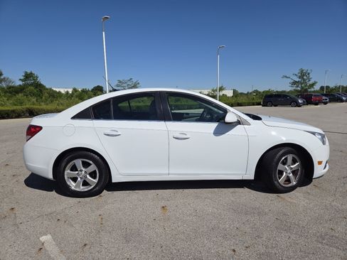 Used 2014 Chevrolet Cruze LT FWD image 16