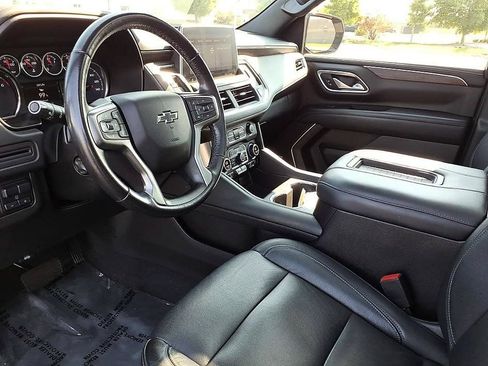 Used 2021 Chevrolet Tahoe Z71 w/ Z71 Signature Package AWD/4WD image 15