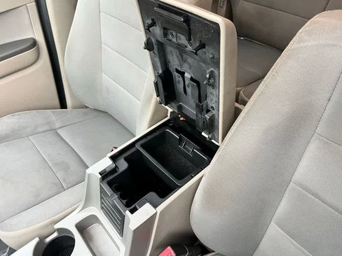 Used 2011 Ford Escape XLT w/ 202A Rapid Spec Order Code image 37