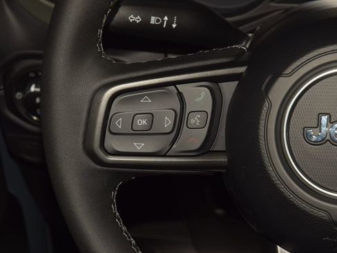 Used 2026 Jeep Gladiator Mojave AWD/4WD image 38