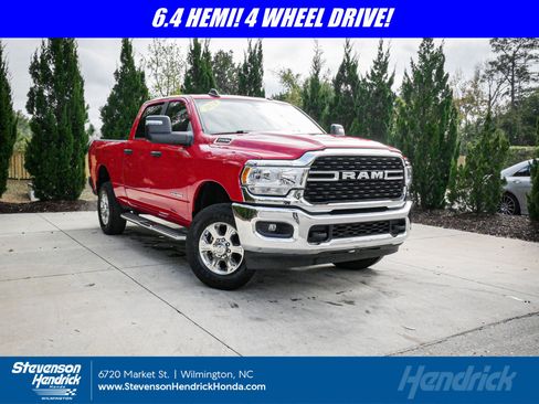 Used 2024 RAM 2500 Big Horn w/ Bed Utility Group image 1