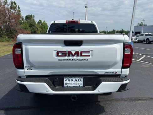 Used 2026 GMC Canyon AT4 AWD/4WD image 6