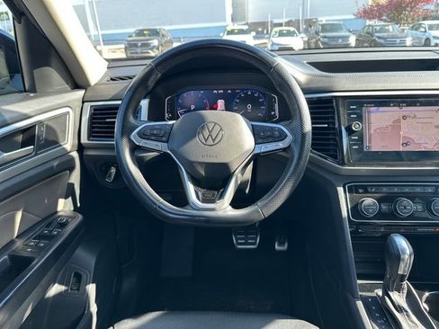 Used 2021 Volkswagen Atlas SEL R-Line AWD/4WD image 16