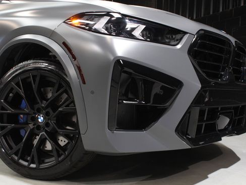 Used 2026 BMW X5 M Competition w/ Executive Package image 9