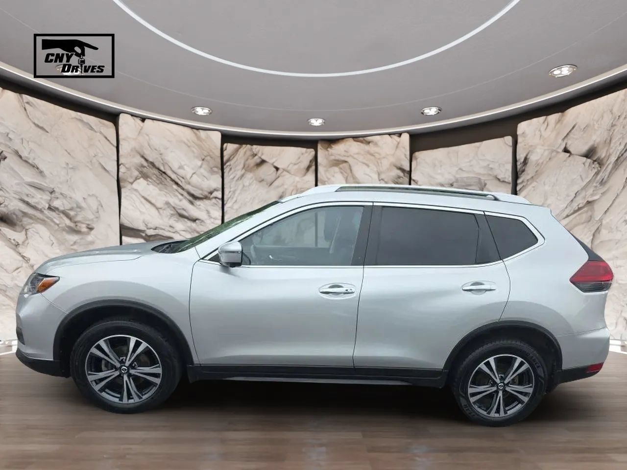 Used 2019 Nissan Rogue SV w/ Premium Package AWD/4WD image 8