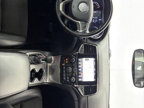Used 2021 Jeep Grand Cherokee Laredo X AWD/4WD image 27