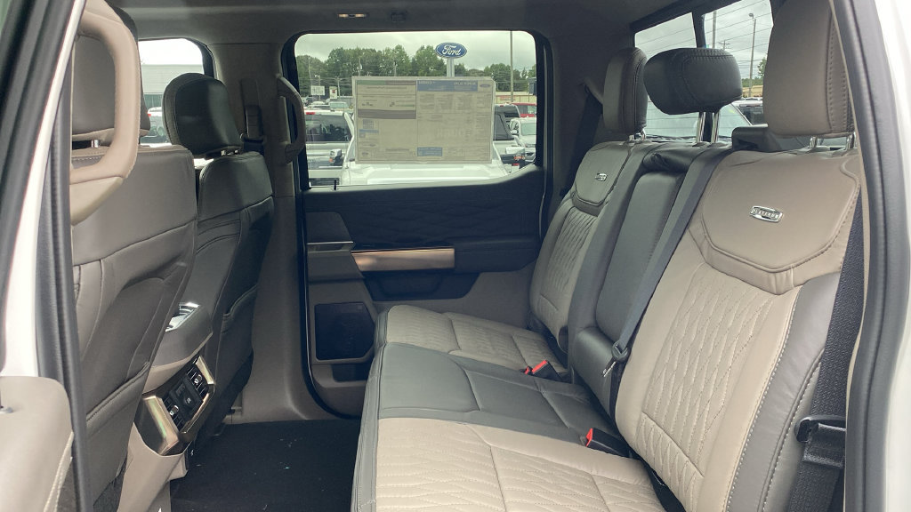 New 2027 Ford F250 Platinum w/ Platinum Plus Package AWD/4WD image 14