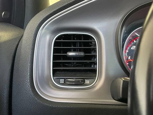 Used 2023 Dodge Charger SXT RWD image 14