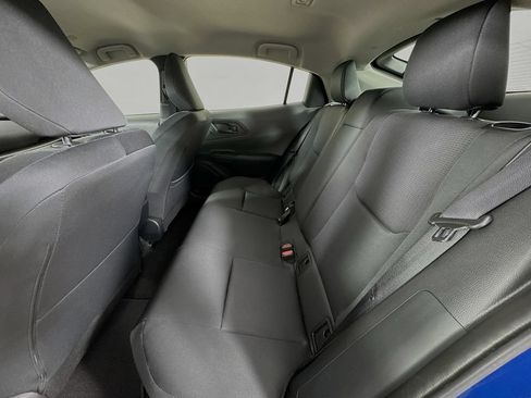 Used 2025 Toyota Prius LE FWD image 28