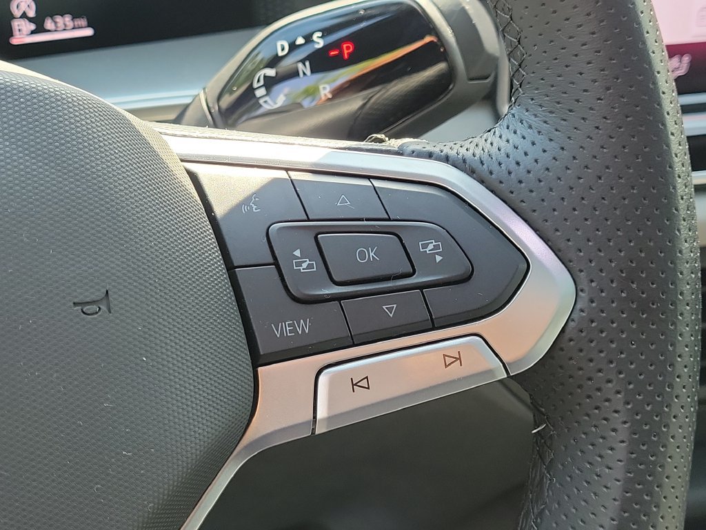 Certified 2026 Volkswagen Tiguan SE R-Line FWD image 29