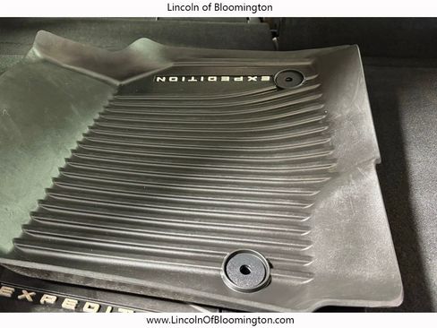 Used 2025 Ford Expedition Max King Ranch image 32