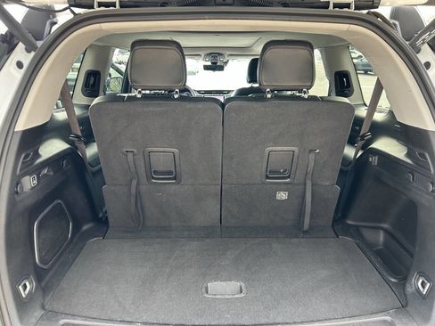 Used 2022 Jeep Grand Cherokee L Limited w/ Luxury Tech Group II image 20