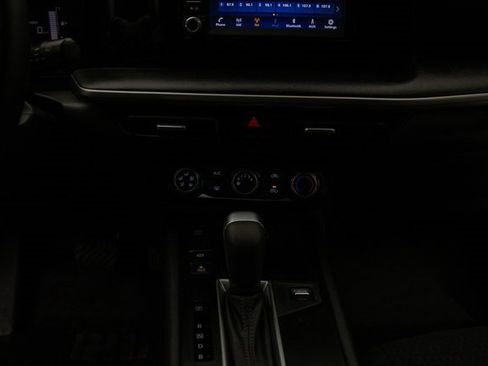 Used 2025 Nissan Kicks S image 23